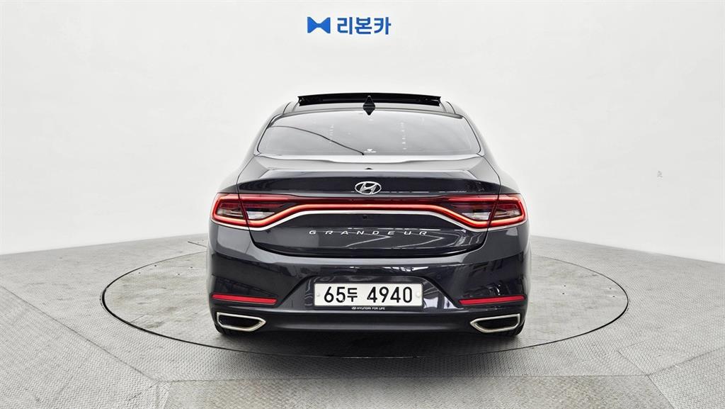 HYUNDAI Grandeur - Vista 4