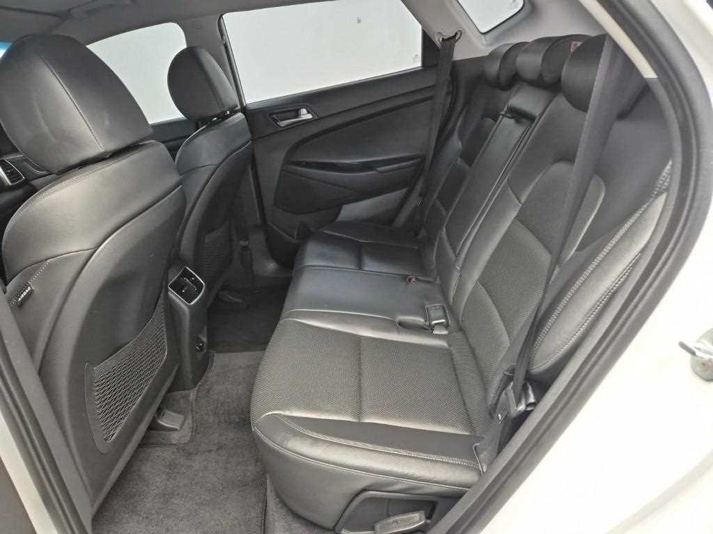 HYUNDAI Tucson - Vista 12