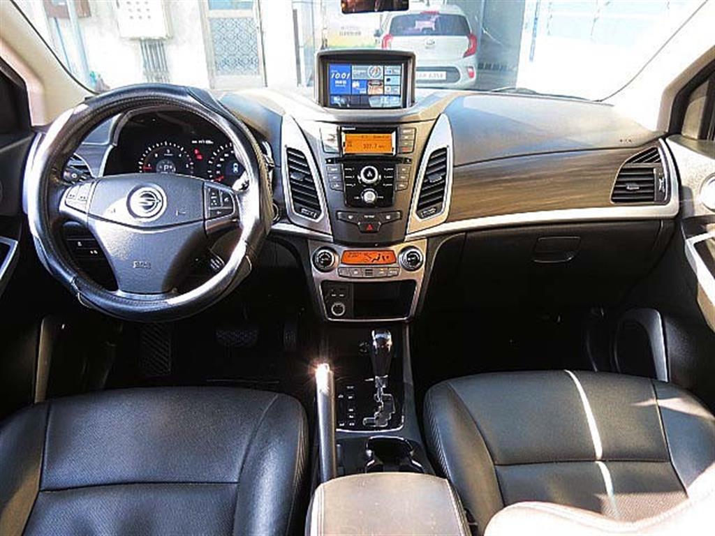 Ssangyong Korando - Vista 9