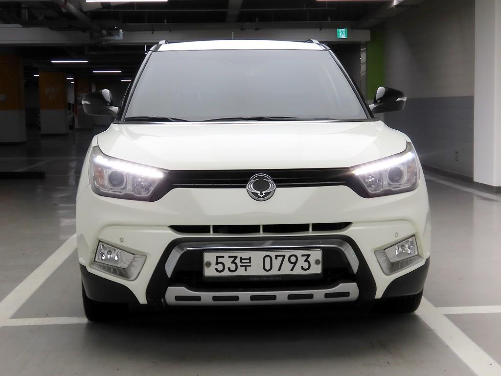 Ssangyong Tivoli 2016 Blanco - Importación desde Corea - HF Imports Iquique - Foto 1