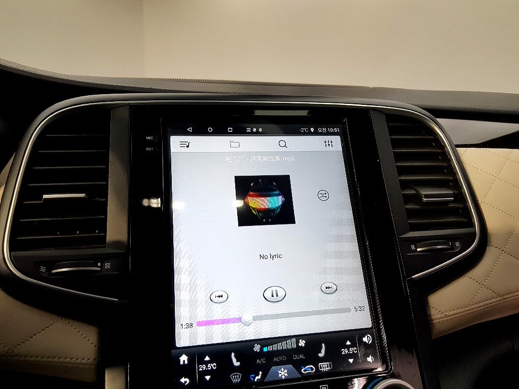 SAMSUNG SM6 - Vista 11