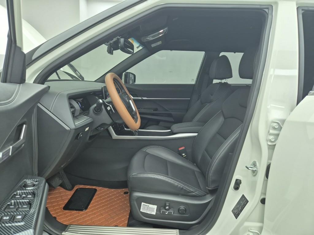 Ssangyong Torres - Vista 11