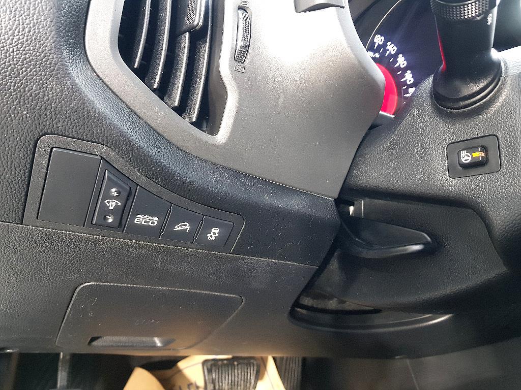 KIA Sportage - Vista 11