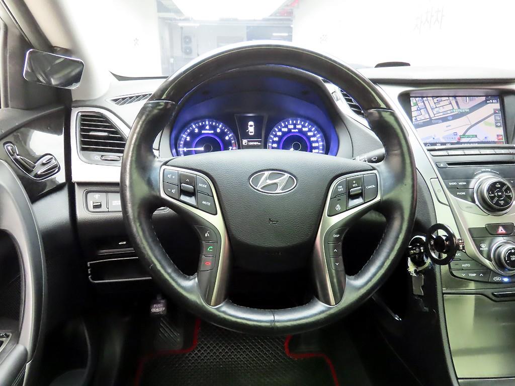 HYUNDAI Grandeur - Vista 7