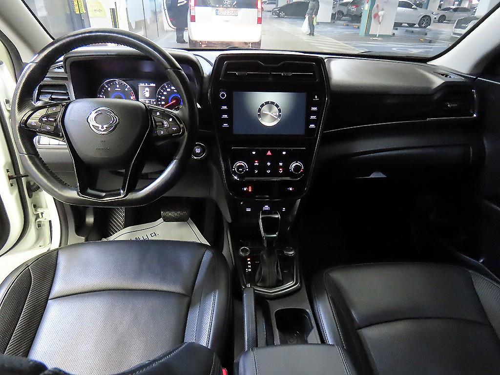 Ssangyong Tivoli - Vista 10