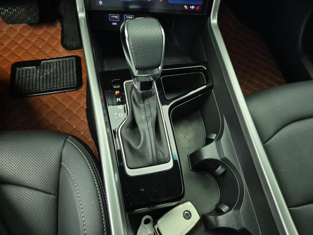 Ssangyong Torres - Vista 8