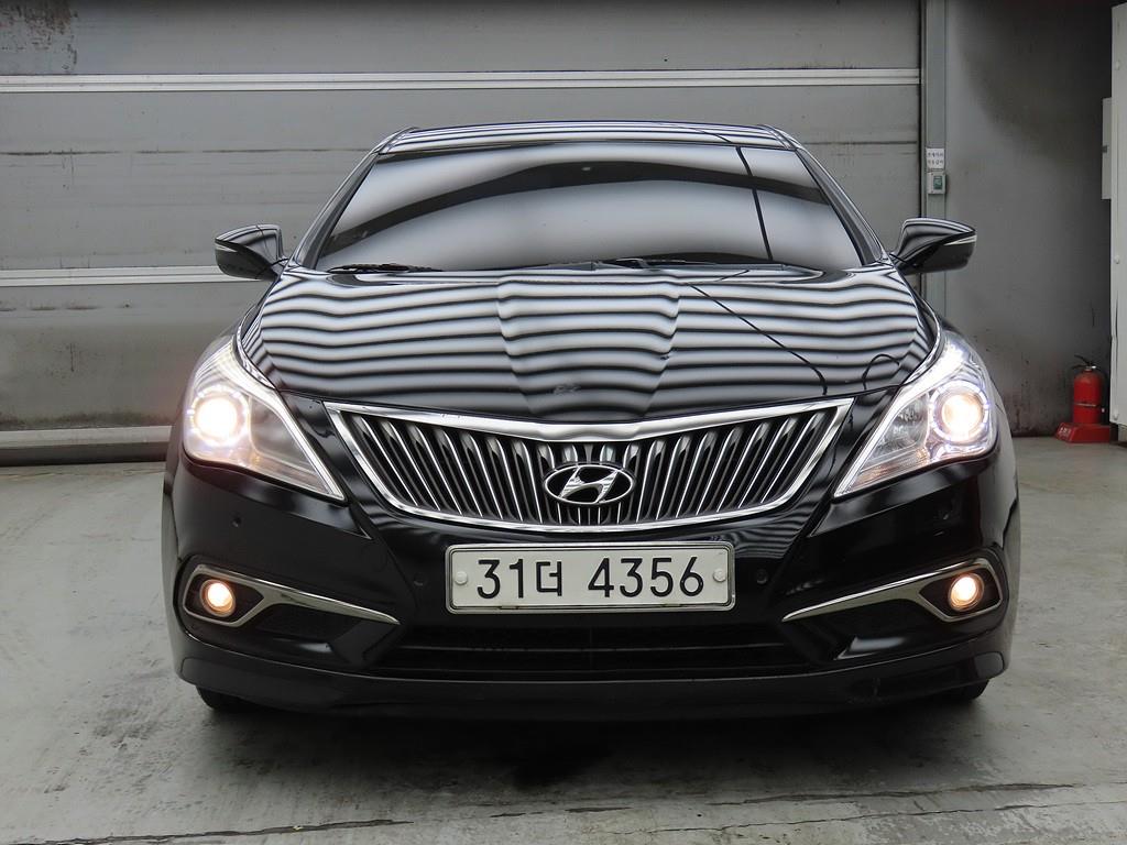 HYUNDAI Grandeur - Vista 2