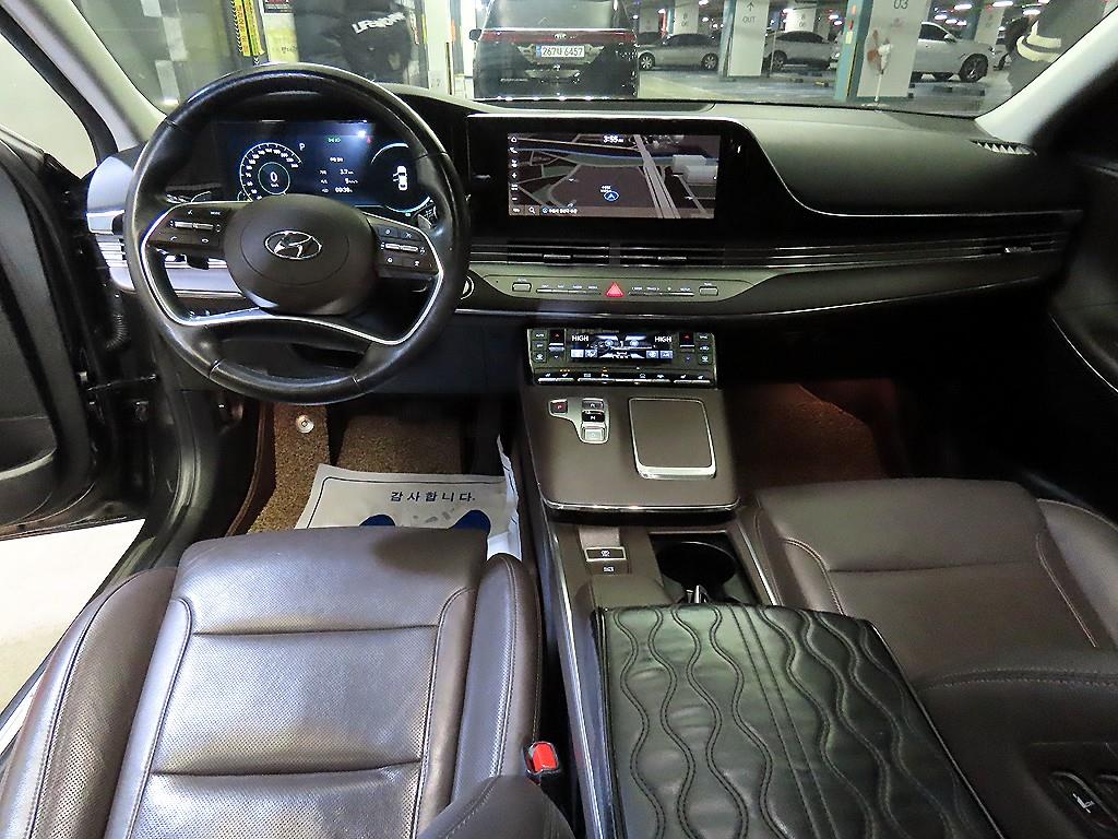 HYUNDAI Grandeur - Vista 10