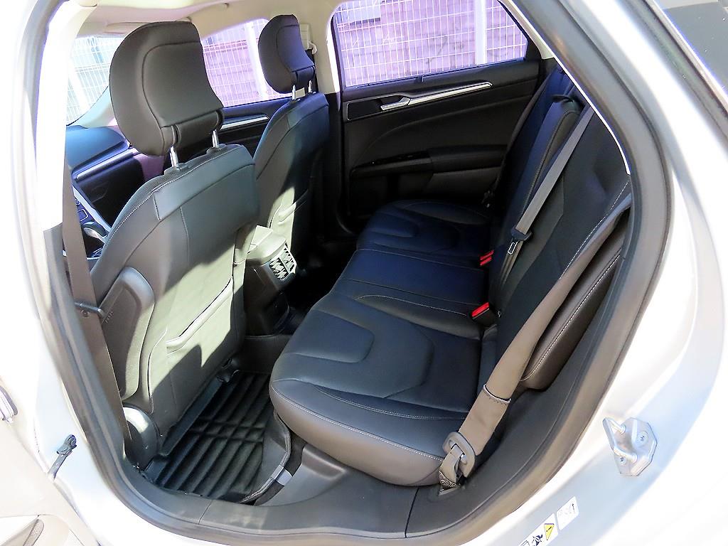 Ford Mondeo - Vista 6