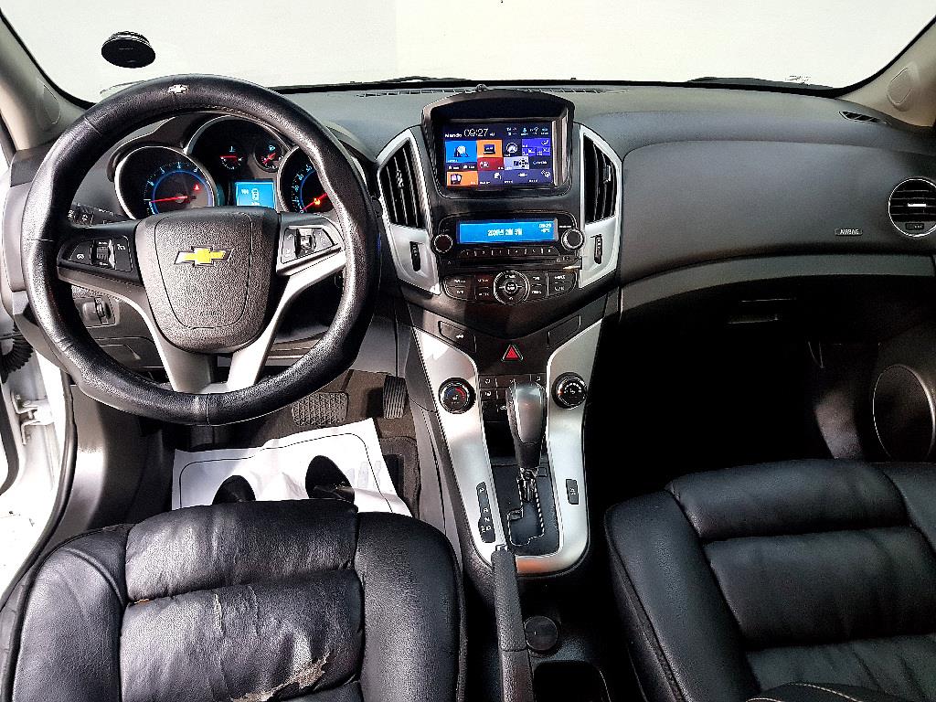 Chevrolet Cruise - Vista 5