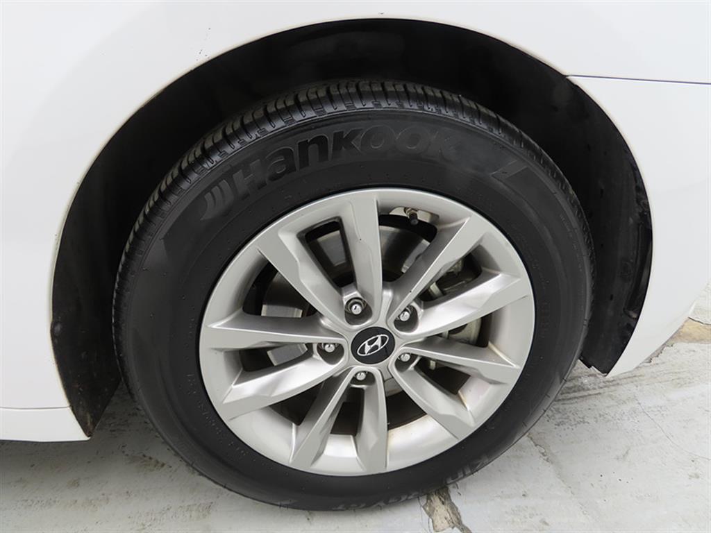 HYUNDAI i40 2018 Blanco - Importación desde Corea - HF Imports Iquique - Foto 20