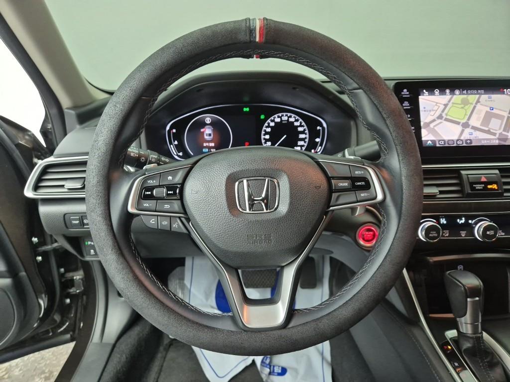 Honda Accord - Vista 9