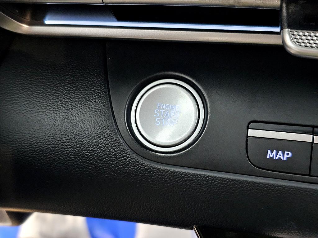 HYUNDAI Avante - Vista 12