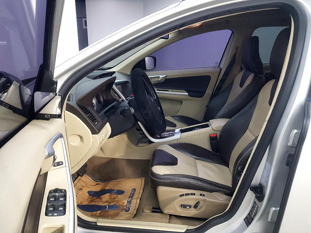 Volvo XC60 - Vista 8