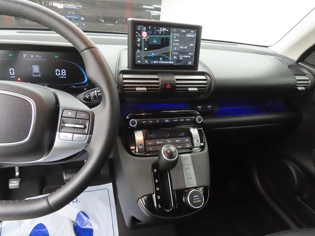 HYUNDAI Casper - Vista 10