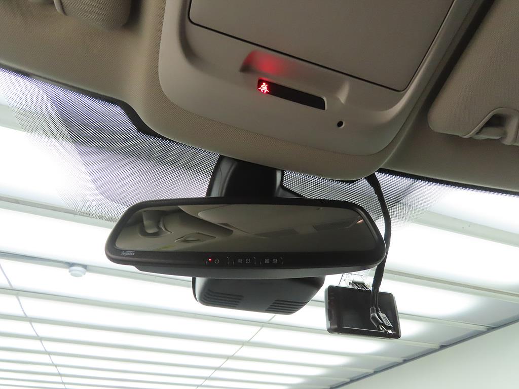 SAMSUNG QM6 - Vista 12