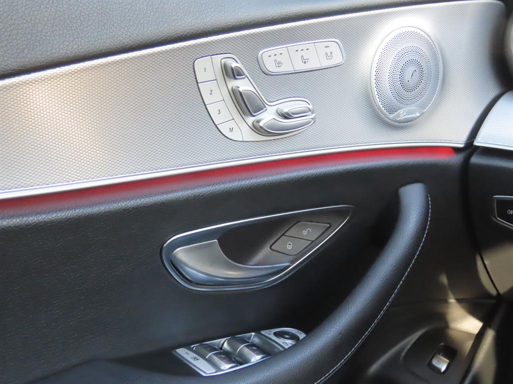 Mercedes Benz E class 2019 Blanco - Importación desde Corea - HF Imports Iquique - Foto 11