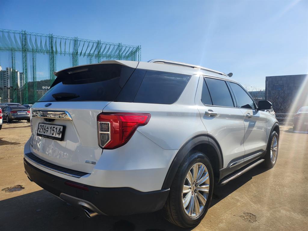 Ford Explorer - Vista 4