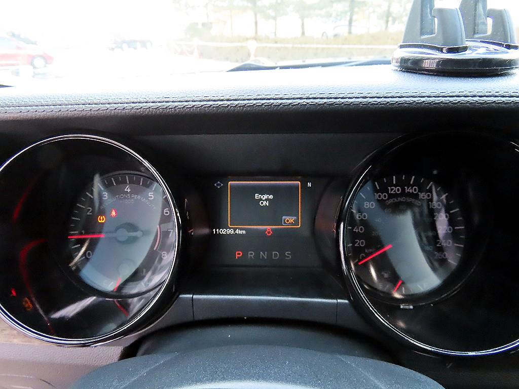 Ford Mustang - Vista 9