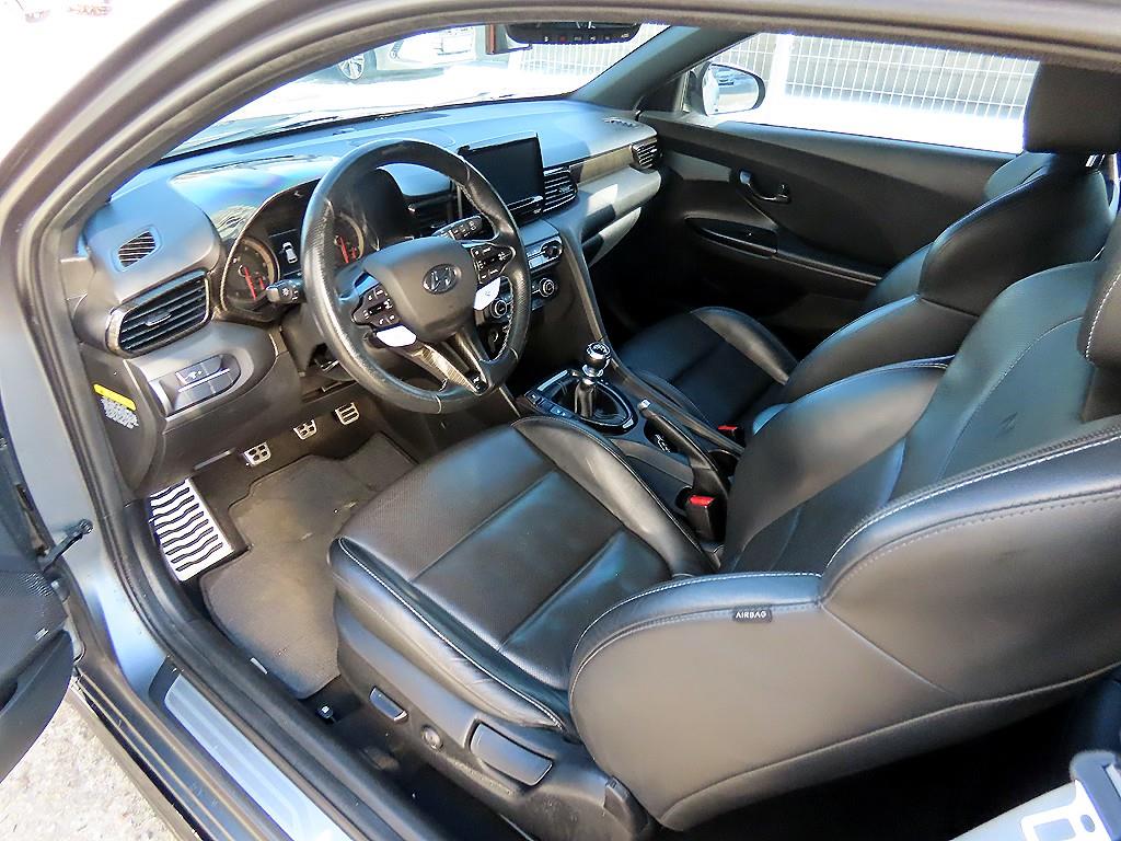HYUNDAI Veloster - Vista 7