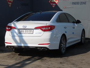 HYUNDAI Sonata - Vista 6