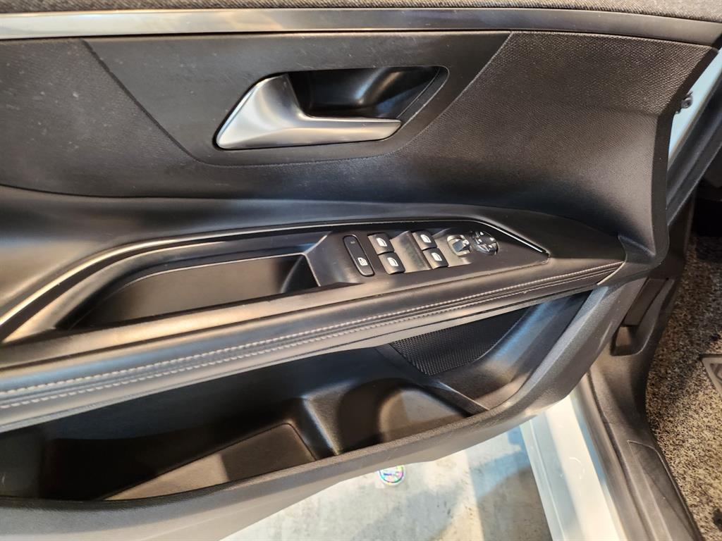 Peugeot 5008 - Vista 11