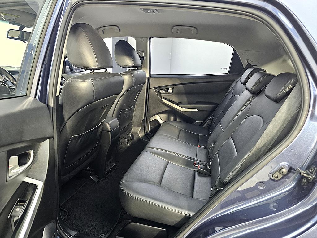 Ssangyong Korando - Vista 9