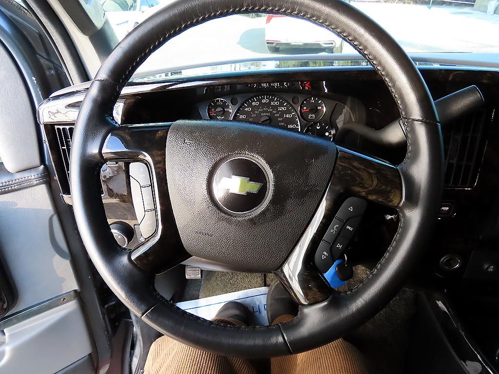 Chevrolet Express van - Vista 9