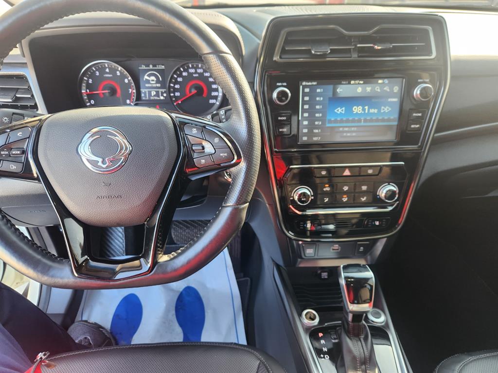 Ssangyong Tivoli - Vista 7