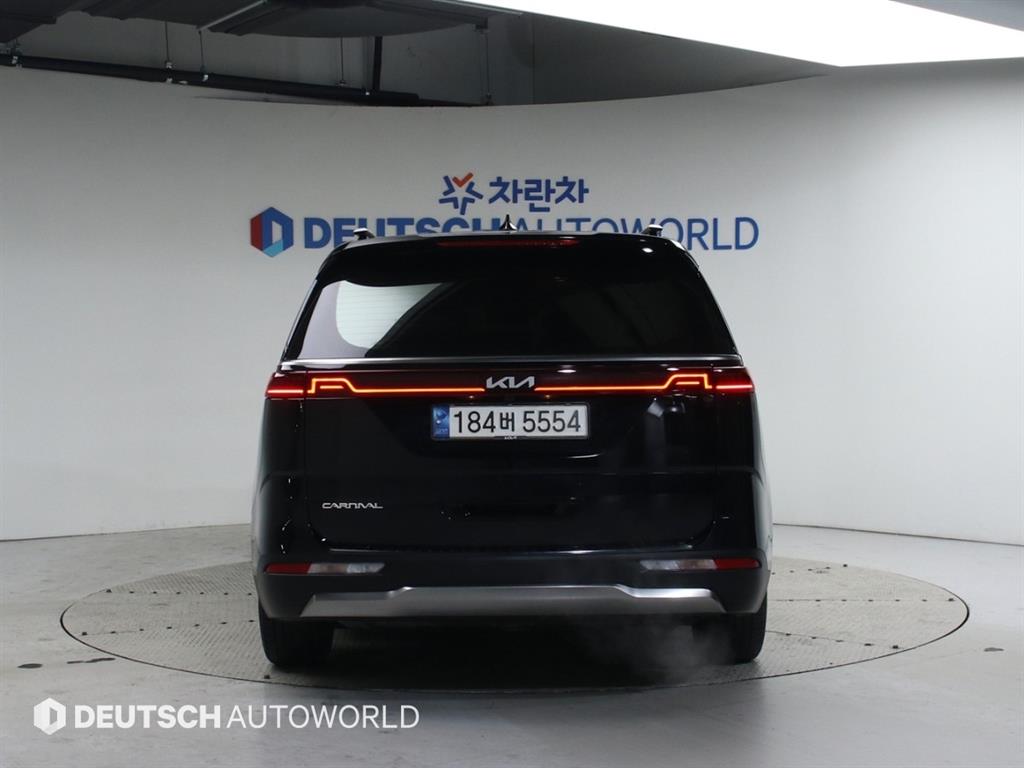 KIA Carnival - Vista 4