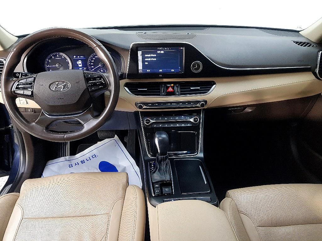 HYUNDAI Grandeur - Vista 6