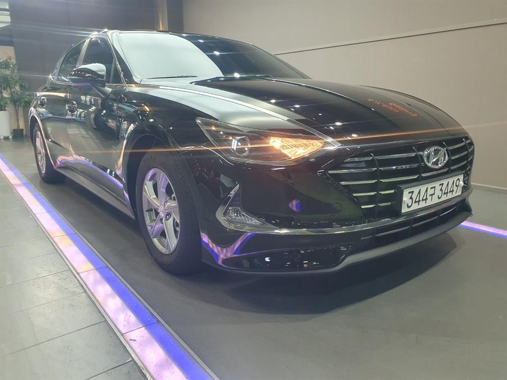HYUNDAI Sonata 2022 Negro - Importación desde Corea - HF Imports Iquique - Foto 1