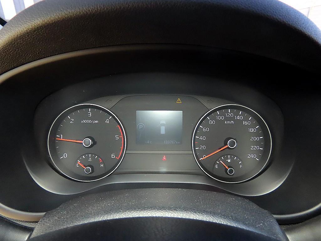 KIA Sportage - Vista 9