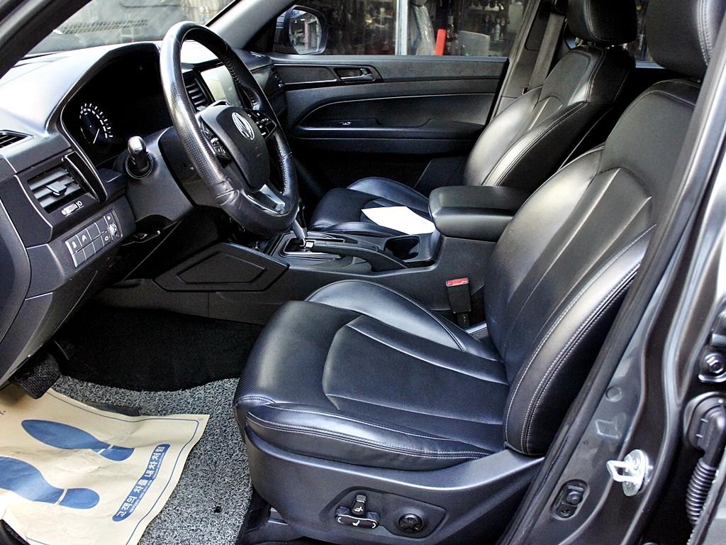 Ssangyong Rexton - Vista 9