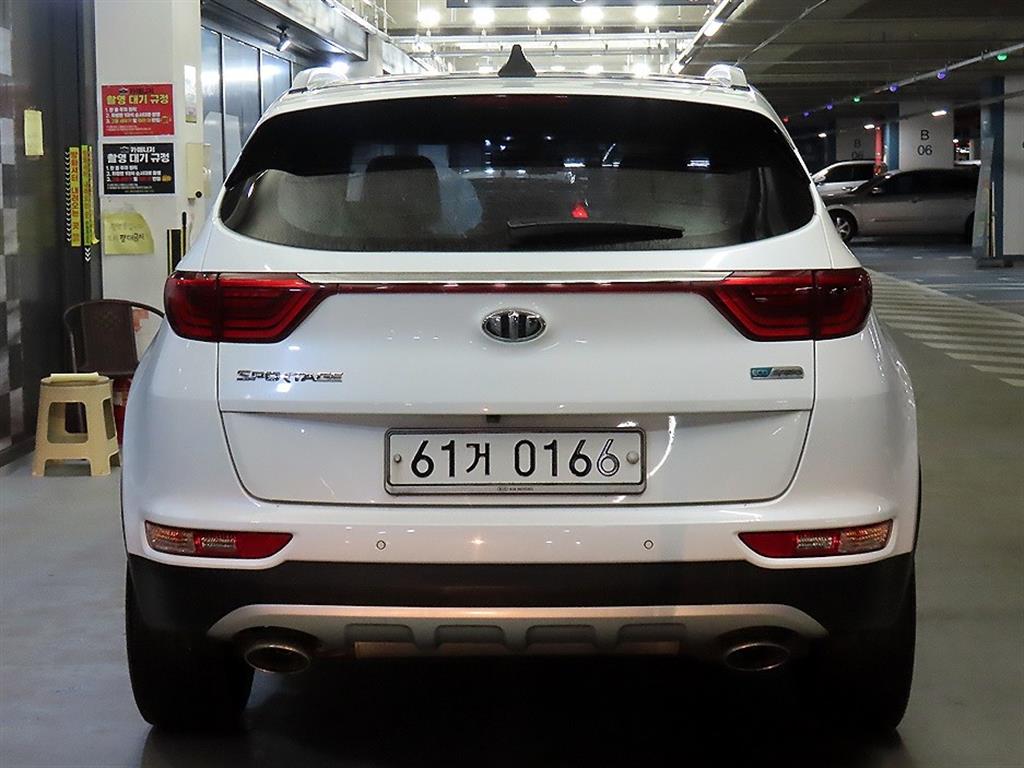 KIA Sportage - Vista 5