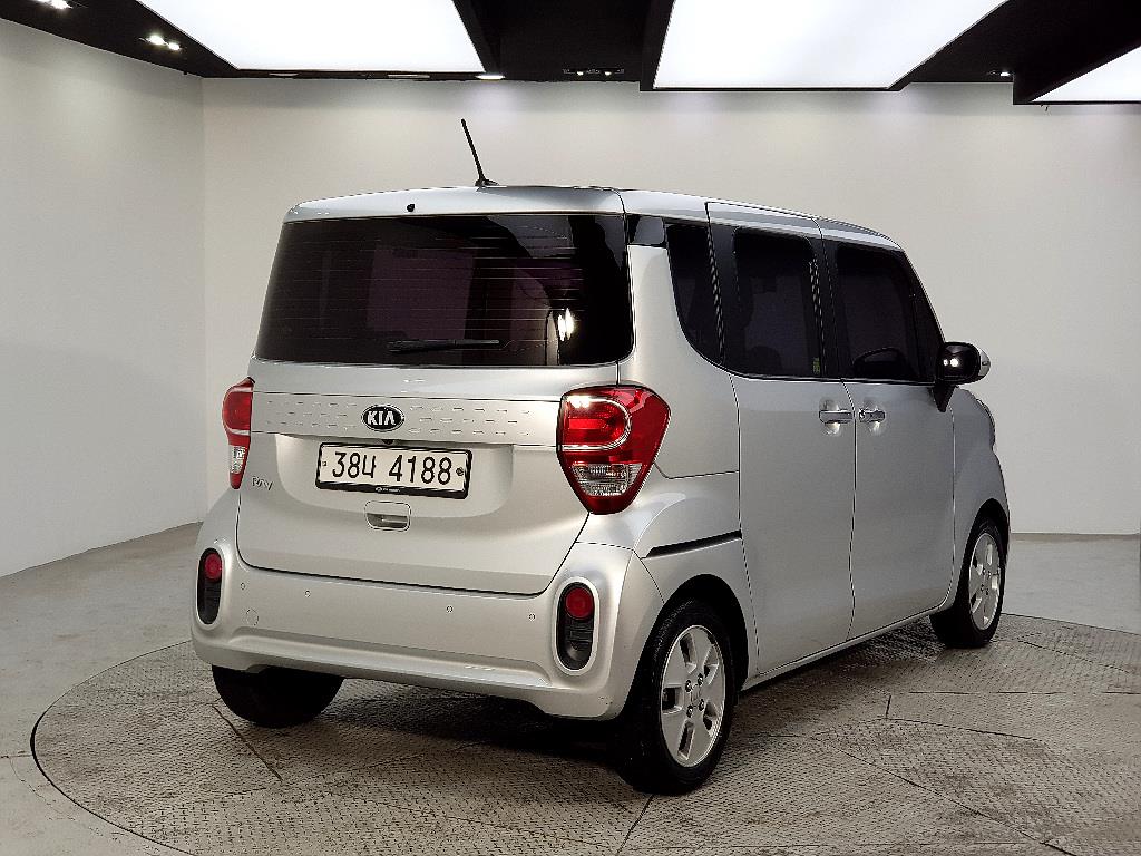 KIA Ray - Vista 4