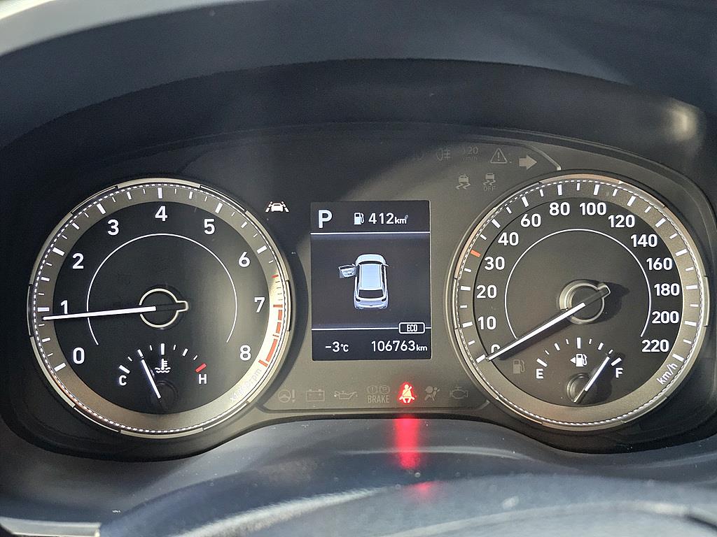 HYUNDAI Venue - Vista 7