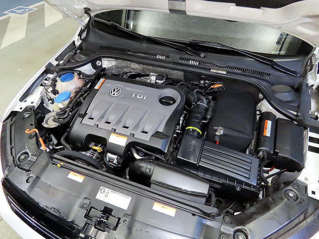 Volkswagen Jetta 2014 Blanco - Importación desde Corea - HF Imports Iquique - Foto 19