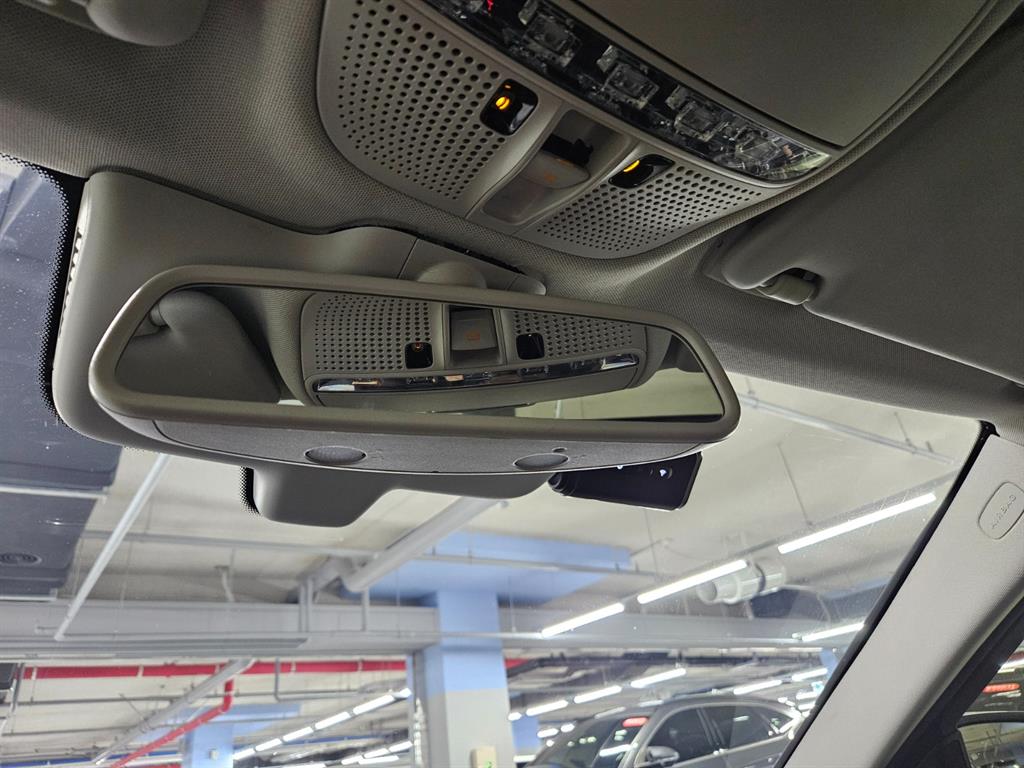 Mercedes Benz C Class 2015 Plateado - Importación desde Corea - HF Imports Iquique - Foto 14