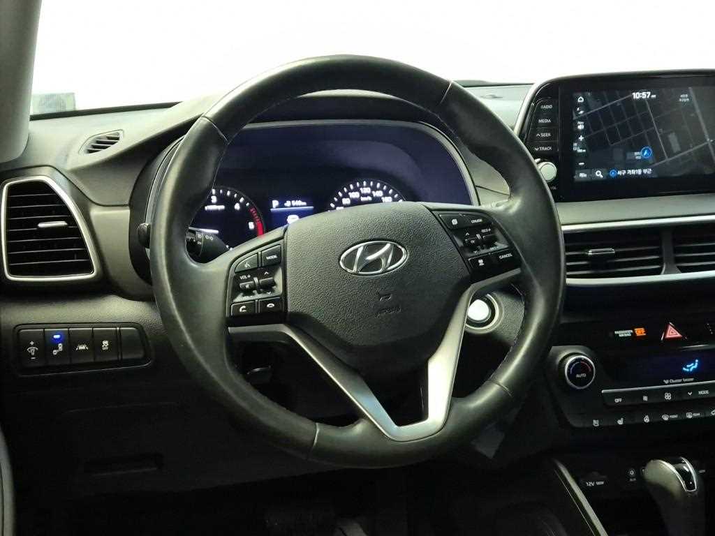 HYUNDAI Tucson - Vista 9