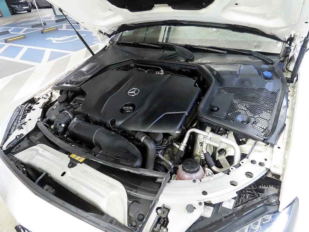 Mercedes Benz C Class 2016 Blanco - Importación desde Corea - HF Imports Iquique - Foto 19