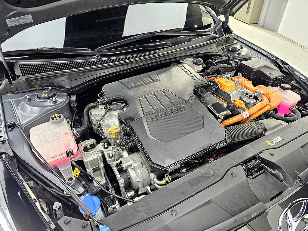 HYUNDAI Avante - Vista 6