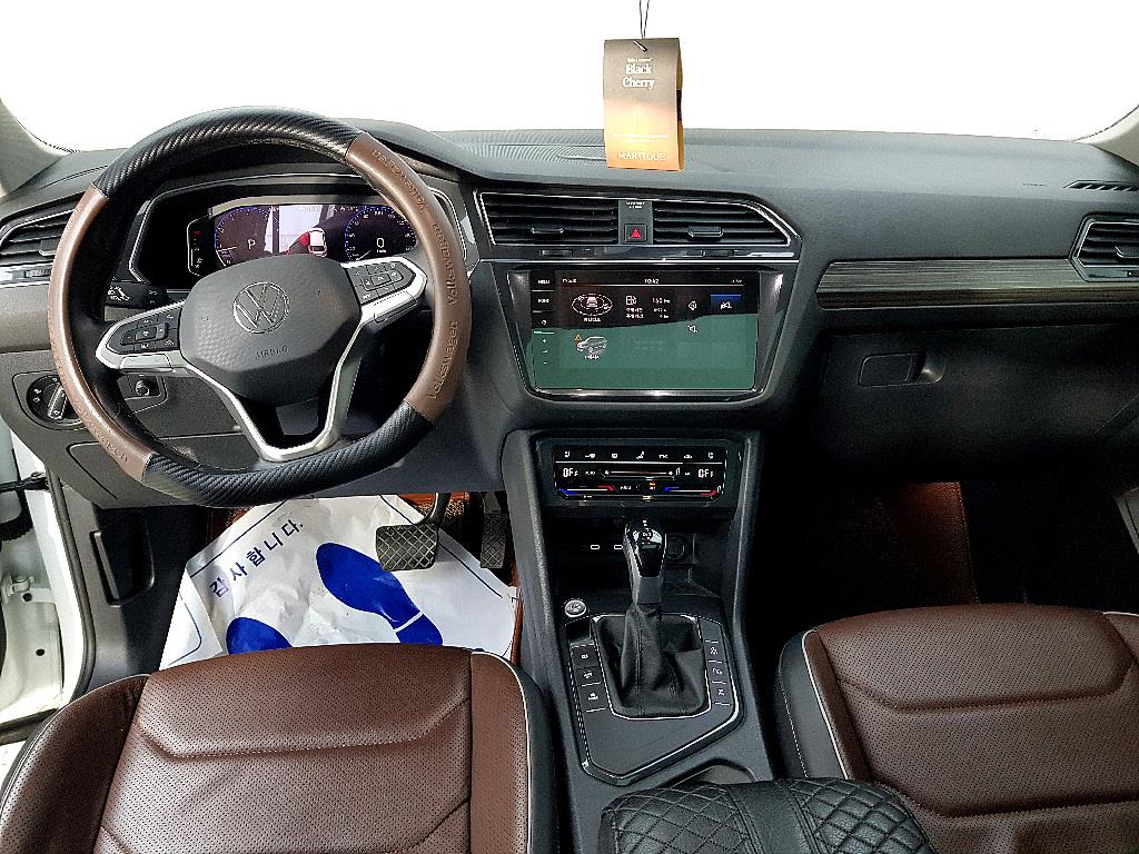 Volkswagen Tiguan - Vista 5