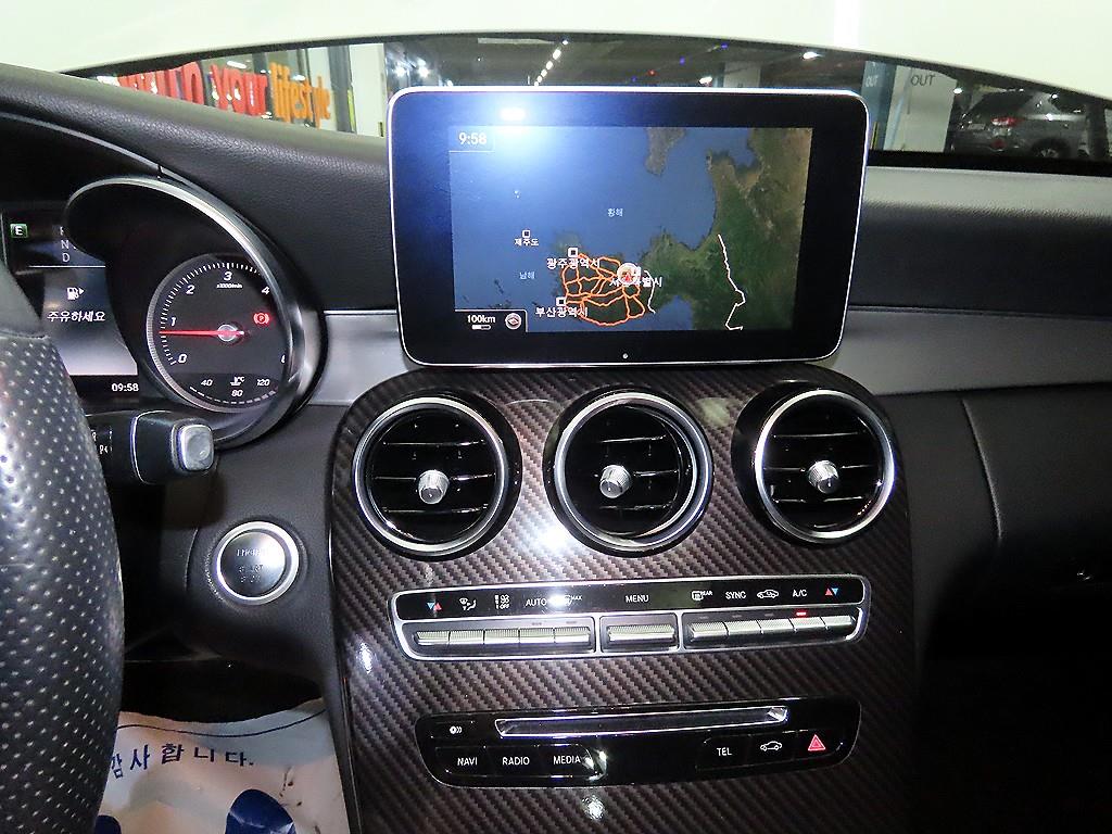 Mercedes Benz C Class - Vista 11