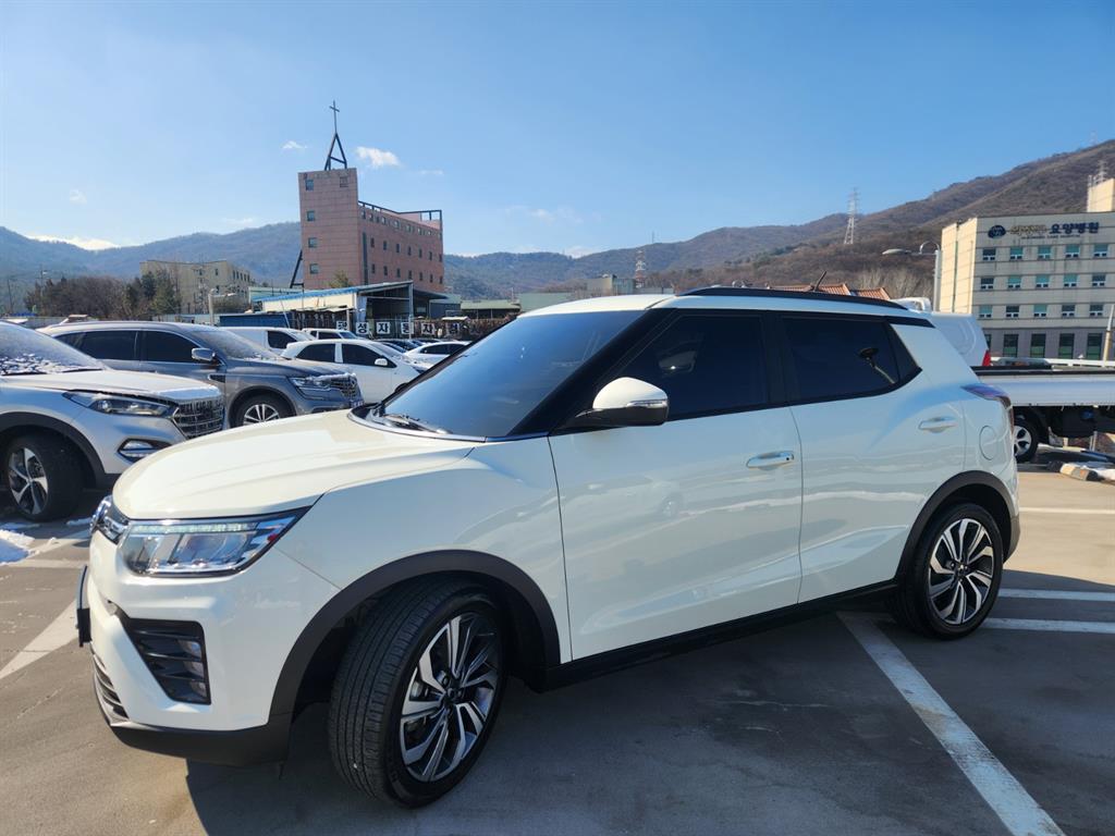 Ssangyong Tivoli - Vista 2