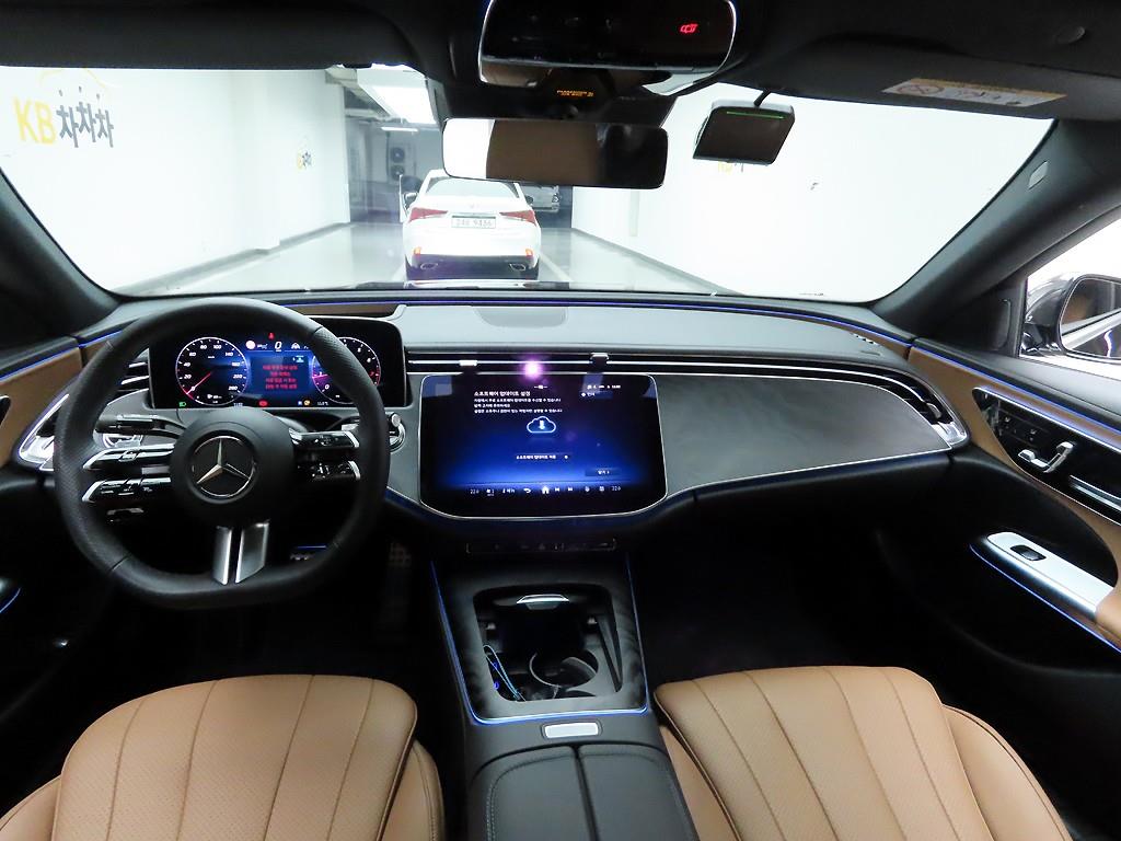 Mercedes Benz E class - Vista 6