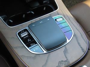 Mercedes Benz E class - Vista 12