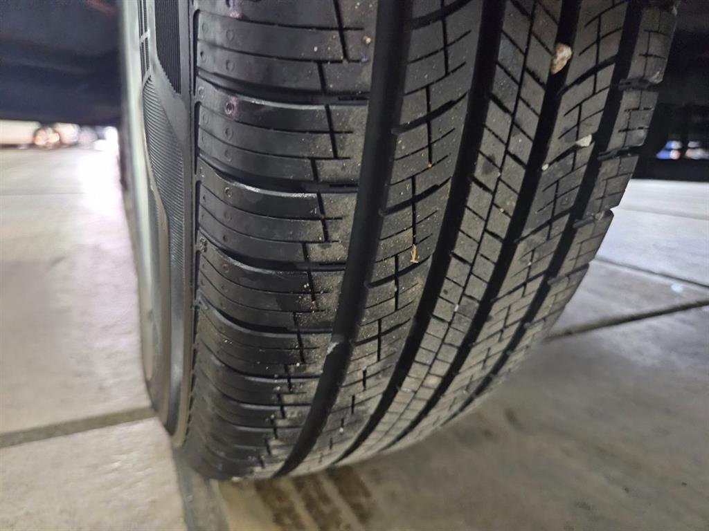 Chevrolet Trax 2017 Gris - Importación desde Corea - HF Imports Iquique - Foto 19