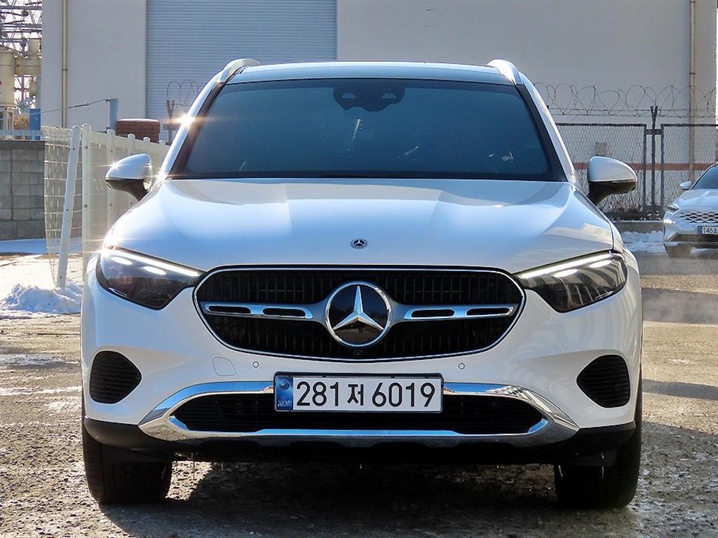 Mercedes Benz GLC Class 2025 Blanco - Importación desde Corea - HF Imports Iquique - Foto 1