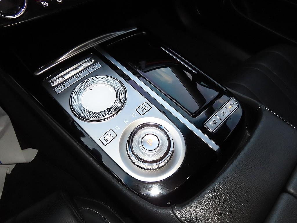 Genesis G80 - Vista 11